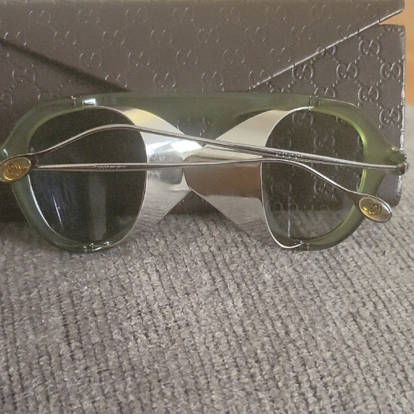 Gucci Olive Green Sunglasses - Picture 2 of 8